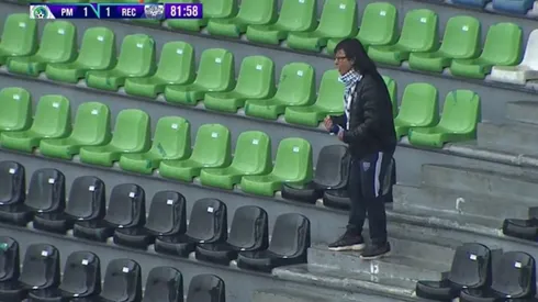 El hincha solitario que alentó a Recoleta en Puerto Montt