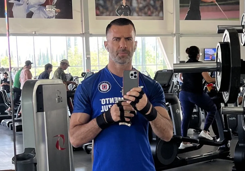 Emanuel Tito Villa contó la firme sobre Iván Morales en México (Twitter @TitoVilla1982)