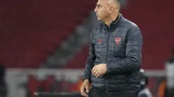 Héctor Pinto dice que es una falta de respeto para Mauricio Pellegrino el que se especule con el nombre de Jaime García.