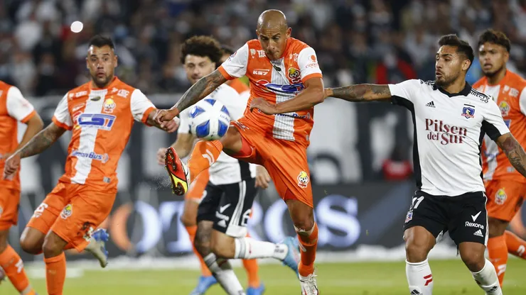 Alejandro Camargo asoma como el futuro volante de Cobreloa