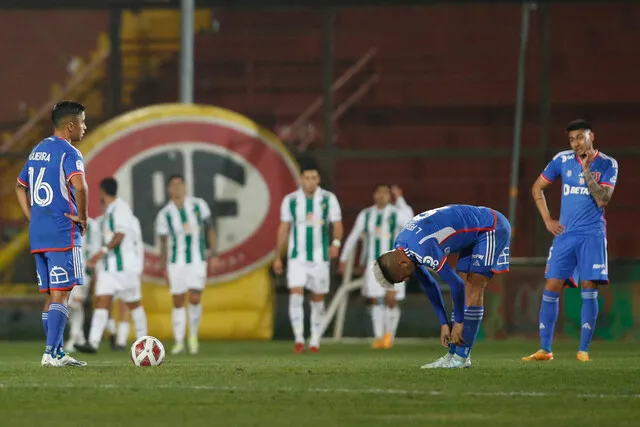 Pellegrino se molestó por el rótulo que la U es un equipo “levanta muerto” (Photosport)