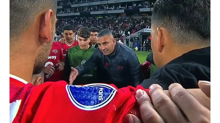 Jaime García entregó una arenga previo a los penales de Ñublense (Foto: ESPN)