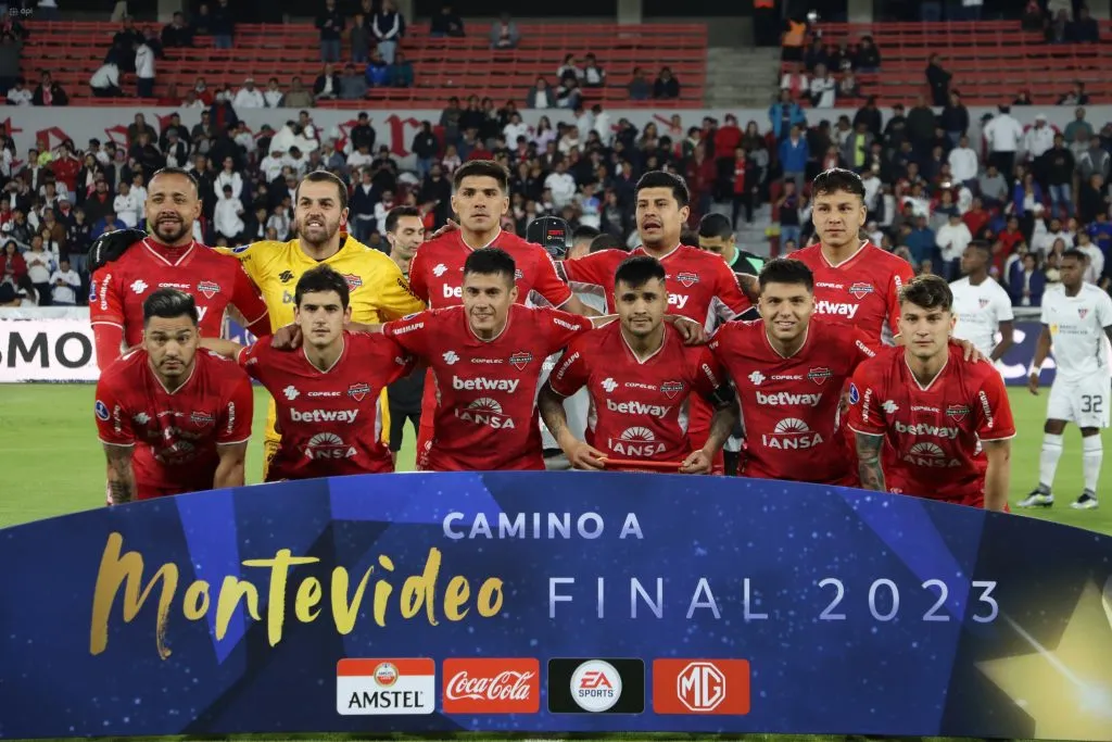 Ñublense tuvo un tremenda participación internacional (Foto: Photosport)
