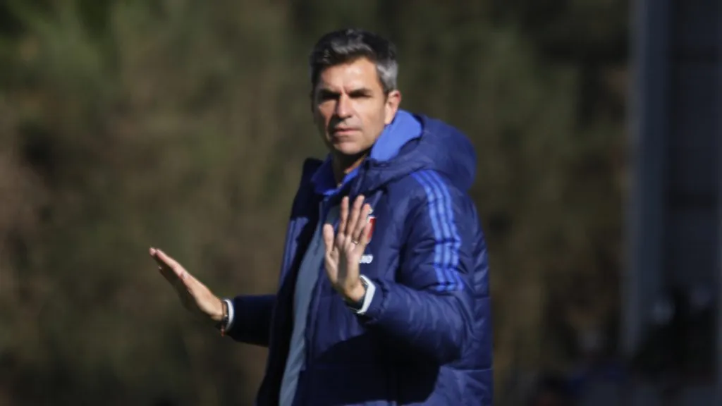 Mauricio Pellegrino dirigirá ante los albirrojos (Photosport)