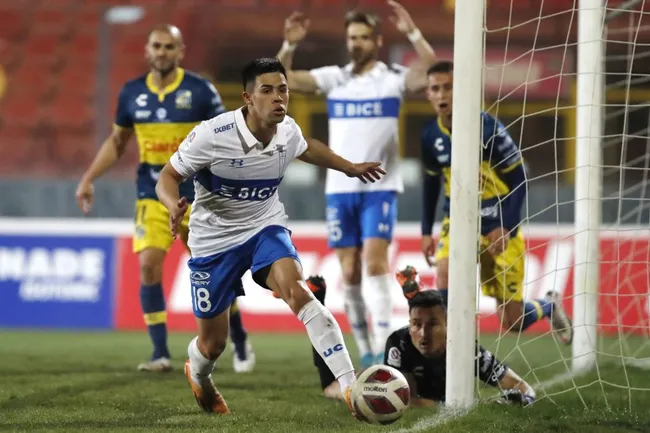 Aravena es una de las grandes irrupciones en el fútbol chileno | FOTO: Jonnathan Oyarzun/Photosport