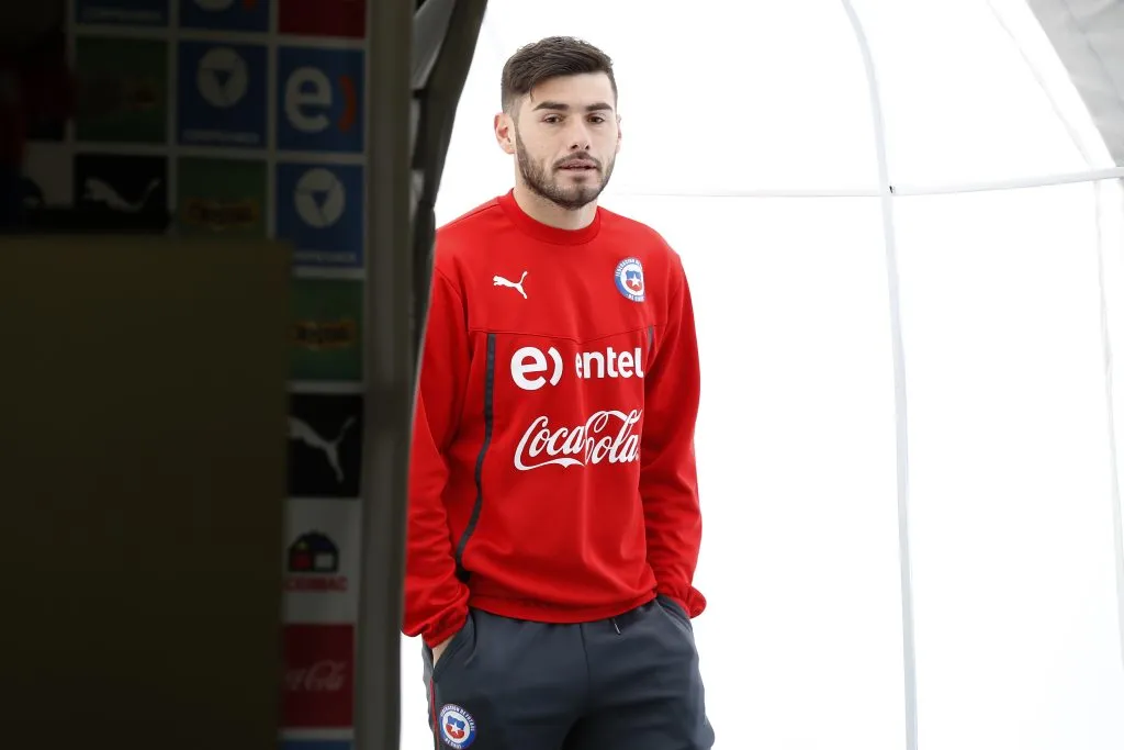 Paulo Garcés le pide apoyo a sus ex compañeros de la Roja como Vidal, Sánchez y Claudio Bravo (Photosport)