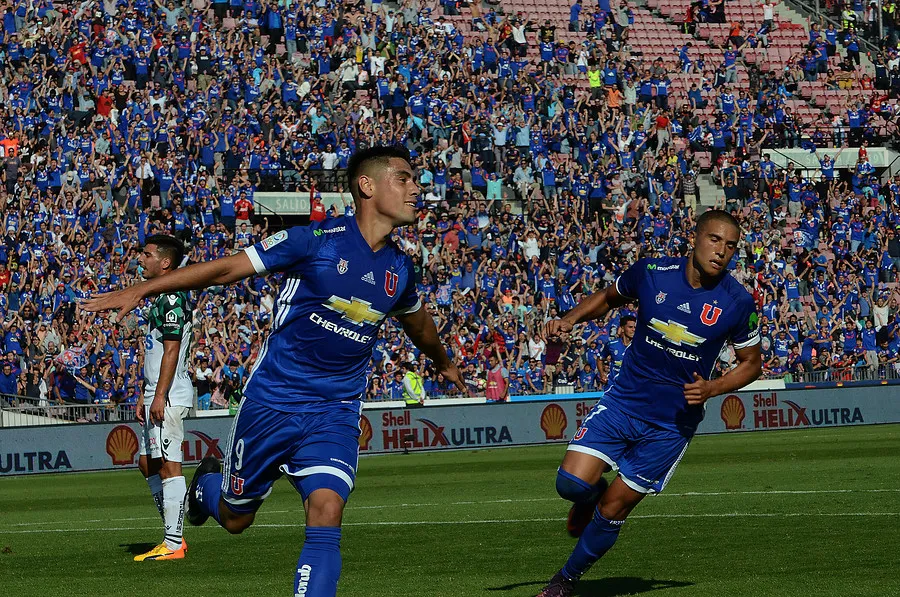 Mora sigue de cerca a la U. | Foto: Photosport