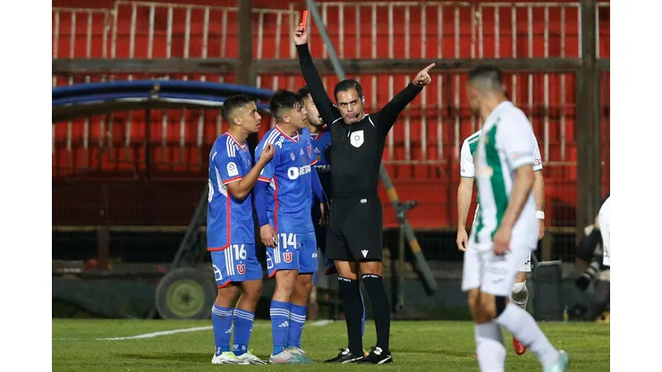 Nicolás Guerra fue expulsado en la derrota de la Universidad de Chile ante O'Higgins (Foto: Photosport)