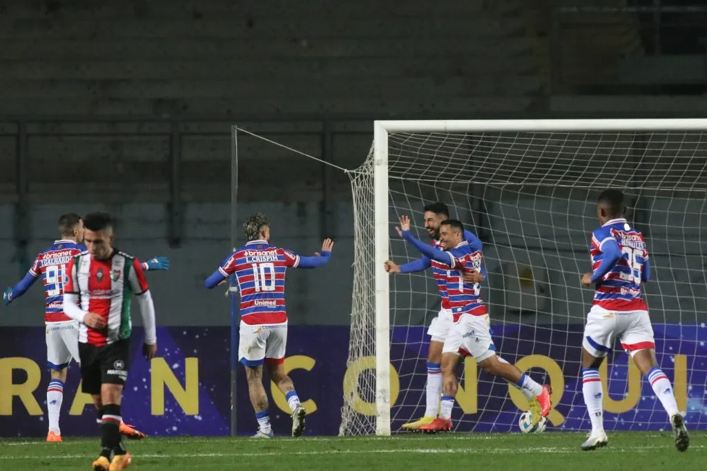 Fortaleza y Lucero reciben un duro golpe por la FIFA | FOTO: Photosport