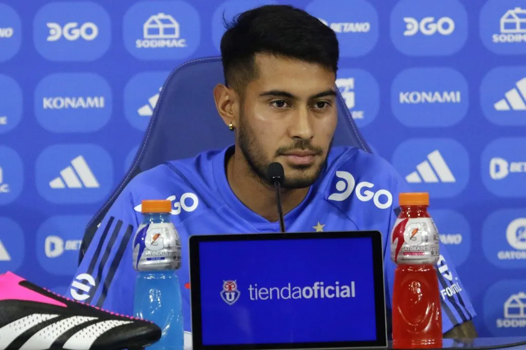 Ojeda no se salva de las críticas de los hinchas azules | FOTO: Javier Salvo/Photosport