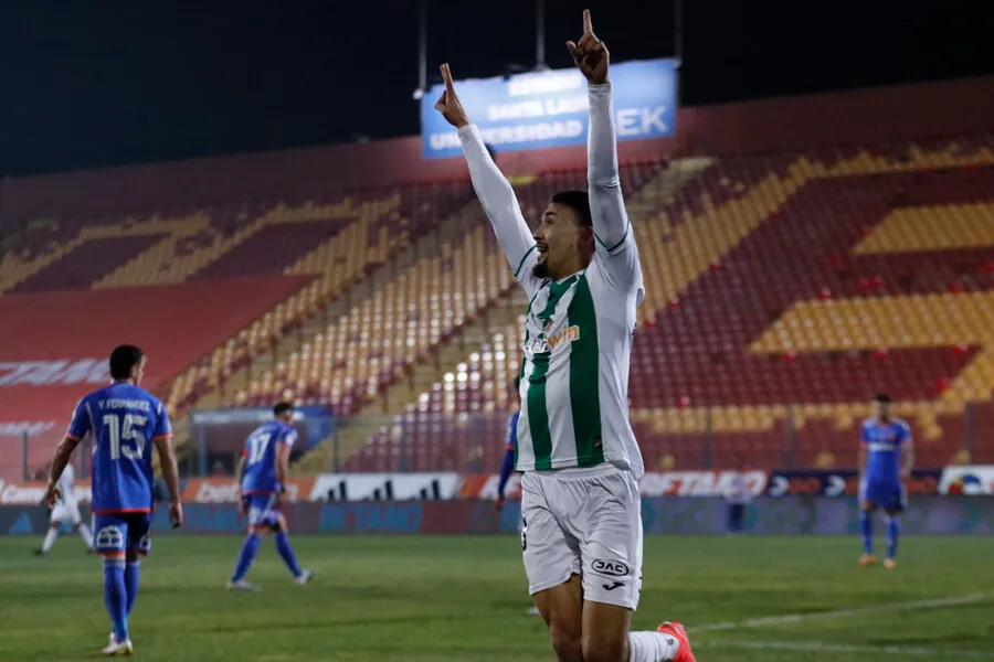 O’Higgins le propinó senda goleada a Universidad de Chile ayer. | Foto: Photosport