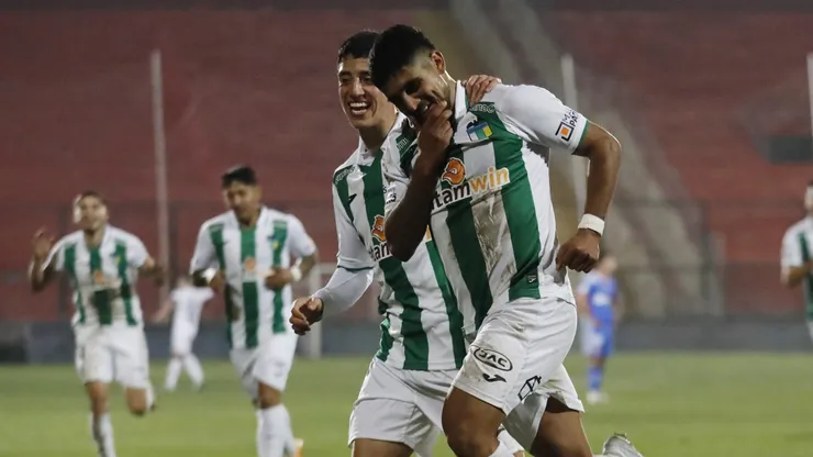 Antonio Díaz celebra su primer gol como profesional en Primer División ante la U que le cerró la puerta en el mercado de pases