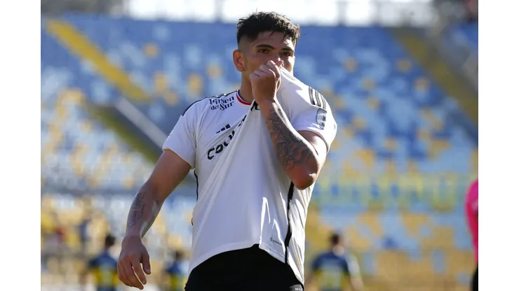 Palacios abrió el camino del triunfo ante Everton ayer.