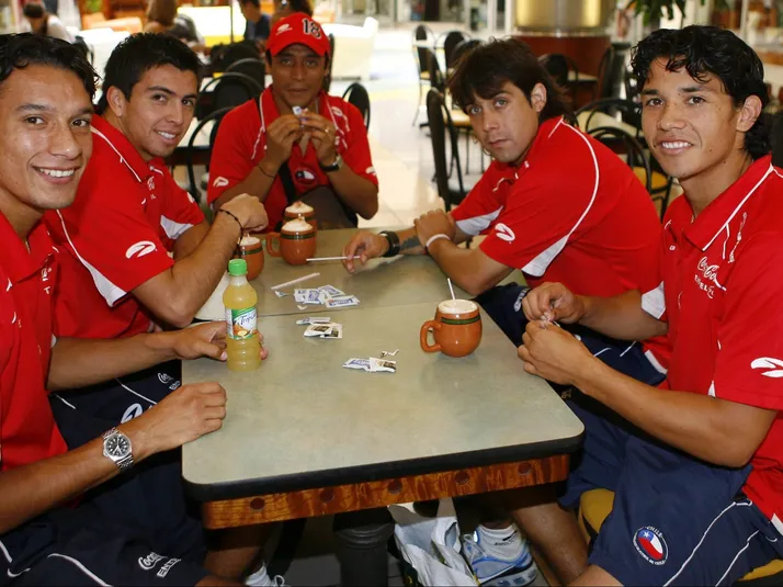 Eterna promesa alba destapa coqueteos con la U y la UC