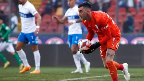 Nicolás Peranic fue el blanco de las críticas por el hincha de la UC