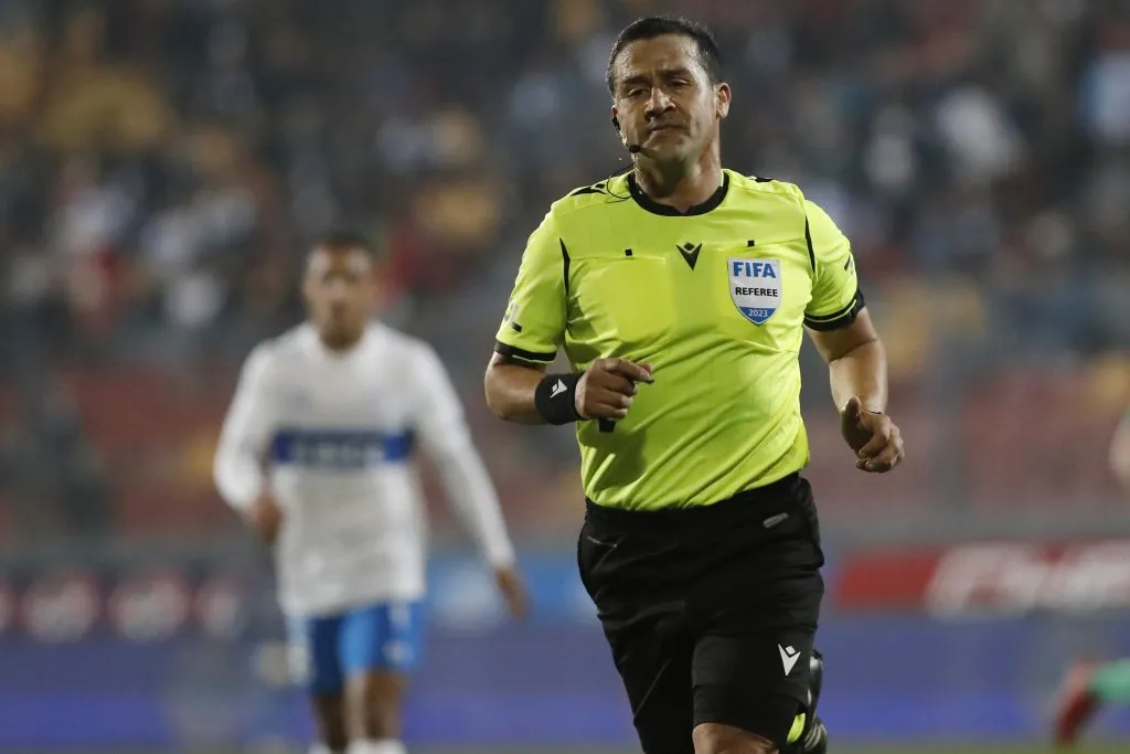 El duelo entre la UC y Audax estuvo lleno de polémicas | Foto: Photosport