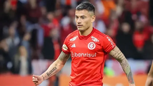 Charles Aránguiz se ha puesto a punto en el Inter de Porto Alegre y eso le alcanza para llegar a la selección chilena.