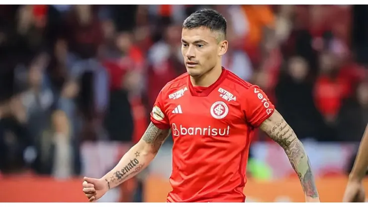 Charles Aránguiz se ha puesto a punto en el Inter de Porto Alegre y eso le alcanza para llegar a la selección chilena.