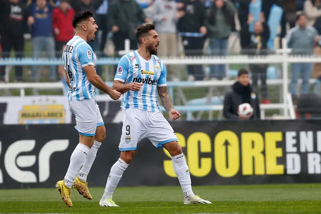 El tercer gol anotó Larrivey con la camiseta de Magallanes (Photosport)