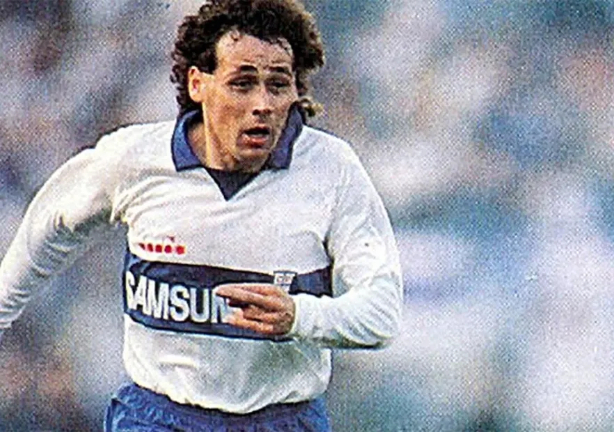 Juan Carlos Almada sabe que la UC hizo bien en extender el vínculo de Fernando Zampedri (Archivo)