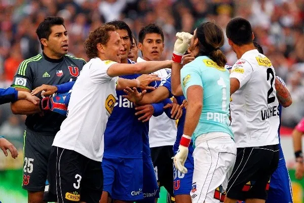 Prieto señaló la gran diferencia entre la U y Colo Colo. | Foto: Archivo