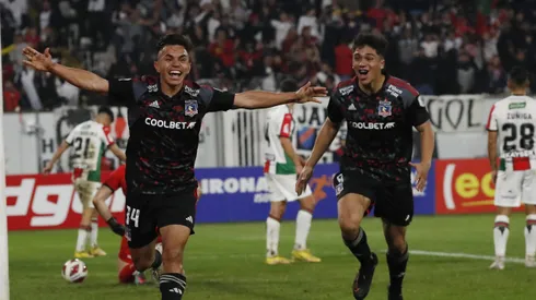 Vicente Pizarro anotó su primer gol como profesional en Colo Colo y Severino Vasconcellos aplaudió el tanto del joven crack de los albos