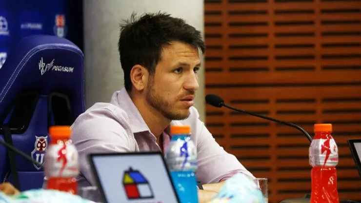 "El objetivo nuestro es ver a la U lo más arriba posible"