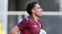 Diego Valencia no pasó los exámenes médicos en el Palermo y aún no sabe qué pasará con su futuro (@OfficialUSS1919)