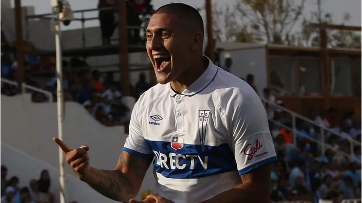 Histórico cruzado quiere ver a Nico Castillo nuevamente en la UC.