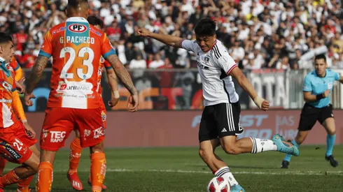 Damián Pizarro será titular en Colo Colo ante la Universidad Católica (Foto: Photosport)