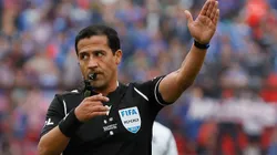 Felipe González tendrá la misión de dirigir el compormiso entre Colo Colo y la Universidad Católica en el estadio Monumental (Foto: Photosport)