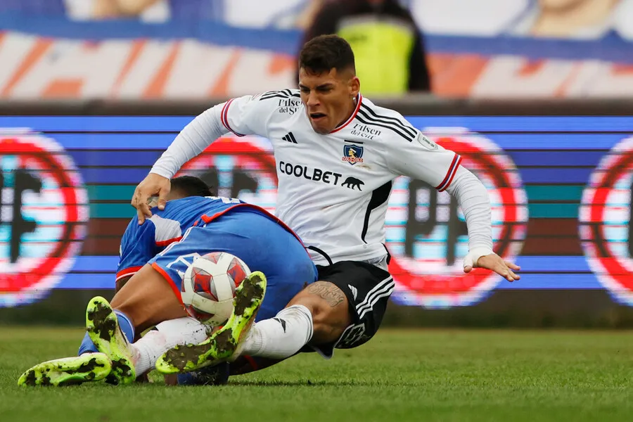 Saldivia se ha consolidado como una gran figura en Colo Colo | Foto: Photosport