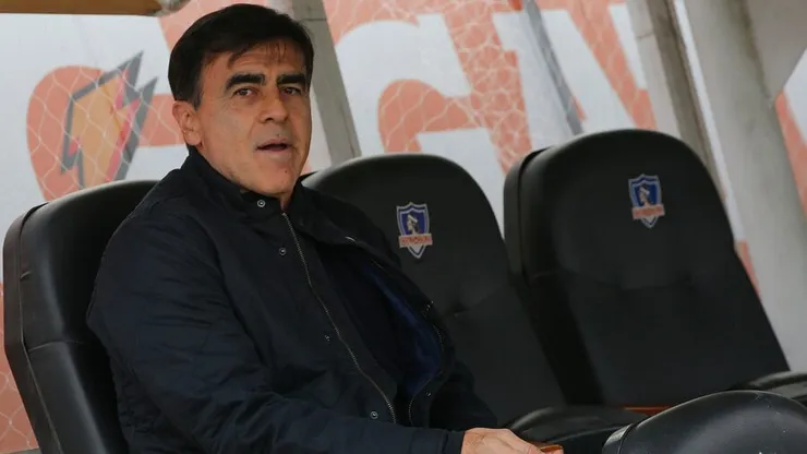 Gustavo Quinteros podría tener un importante refuerzo en Colo Colo