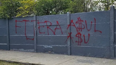 Este fue uno de los mensaje de los hinchas de la U en el CDA.