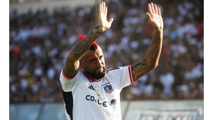 Aníbal Mosa se refiere a Arturo Vidal (Foto: Photosport)