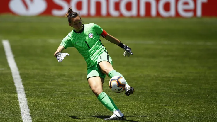 Christiane Endler no recibió un homenaje en sus 100 partidos por la Roja