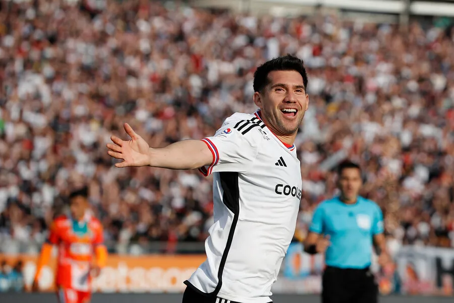 Fuentes es pieza clave para Colo Colo l Foto: Photosport