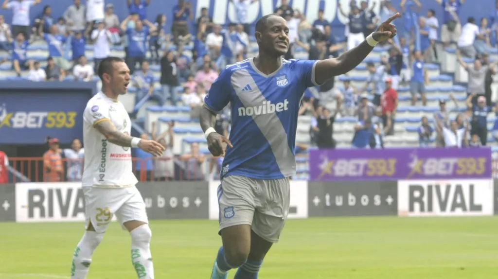 El complicado Emelec puso sus ojos en Vitamina Sánchez (Archivo)