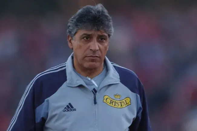 Héctor Pinto quiere que la U queme todas las naves ante la UC (Archivo)