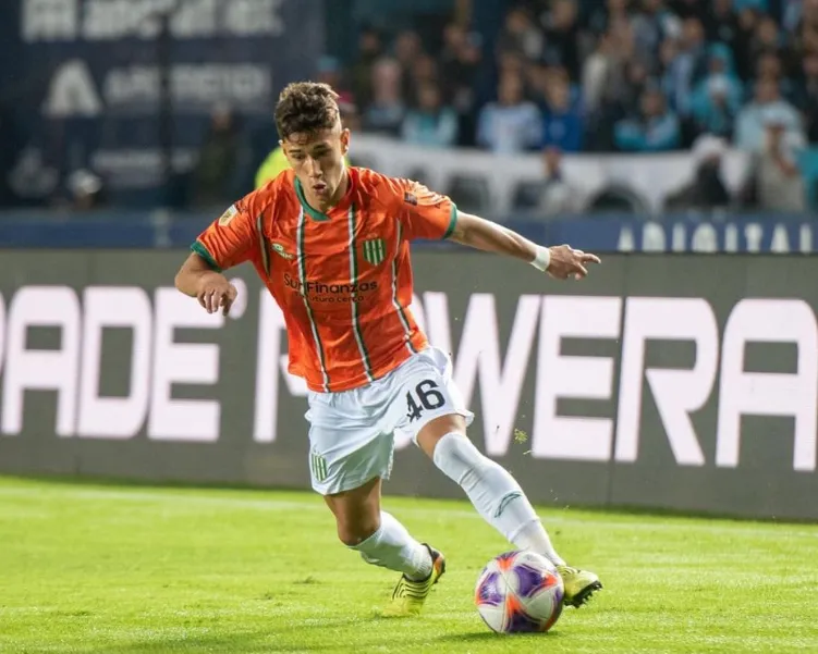 Los hinchas chilenos ya fueron a pedirle que juegue por Chile en algunas publicaciones en Instagram | FOTO: Banfield