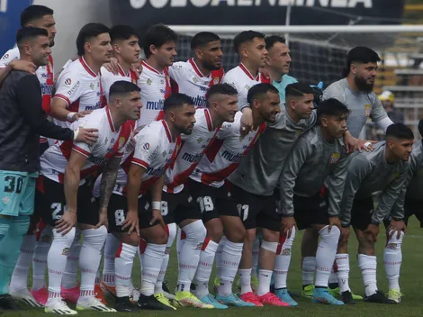 Ídolo del King Vidal es elegido para salvar a Curicó Unido de caer a la Primera B