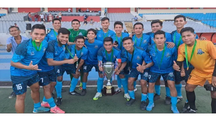 Equipo peruano viaja en especial medio de transporte