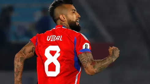 Arturo Vidal elogia a joven futbolista de Colo Colo (Foto: Photosport)
