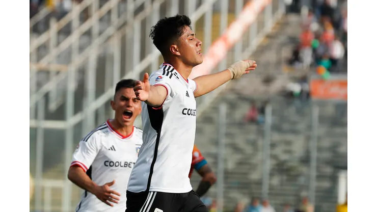 Damián Pizarro se matriculó con dos goles en la victoria de Colo Colo ante Cobresal (Foto: Photosport)