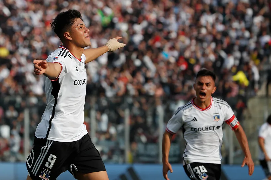 Pizarro se destapó ante los mineros. | Foto: Photosport