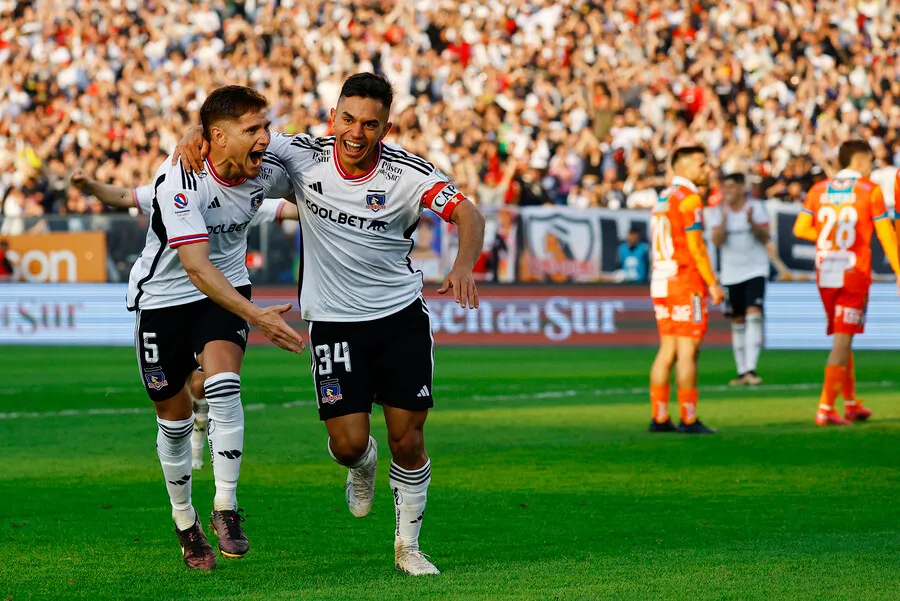 Vicente Pizarro ha sido pieza clave en Colo Colo | Foto: Photosport