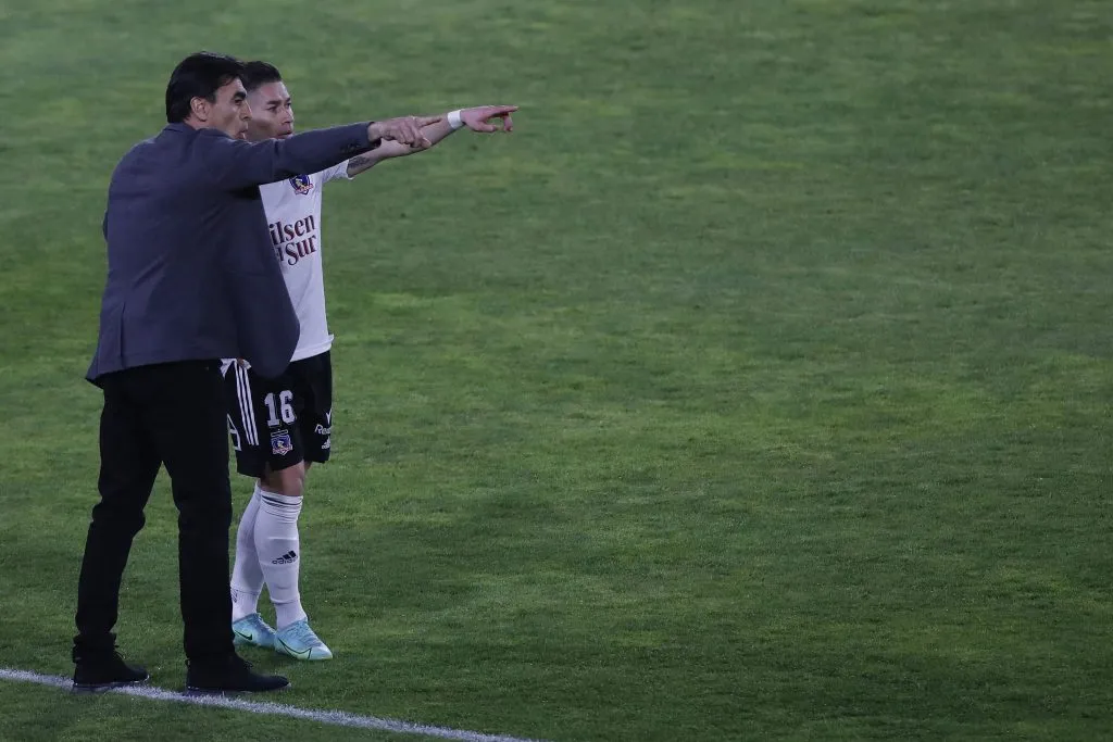 Óscar Opazo queda fuera del equipo titular en Colo Colo para el partido ante Cobresal (Foto: Photosport)