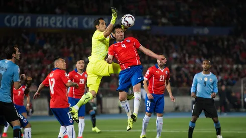 Mundialista con Chile pide a gritos que Berizzo llame otra vez a Bravo e Isla para las Clasificatorias