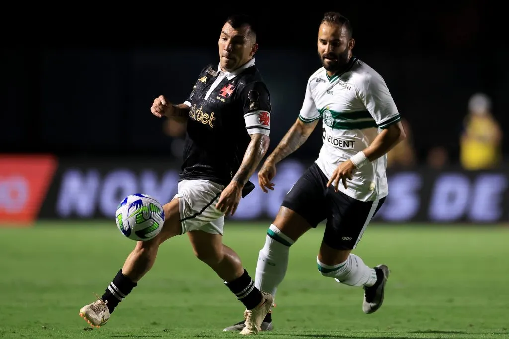 Medel es figura en Vasco da Gama | Foto: Getty Images