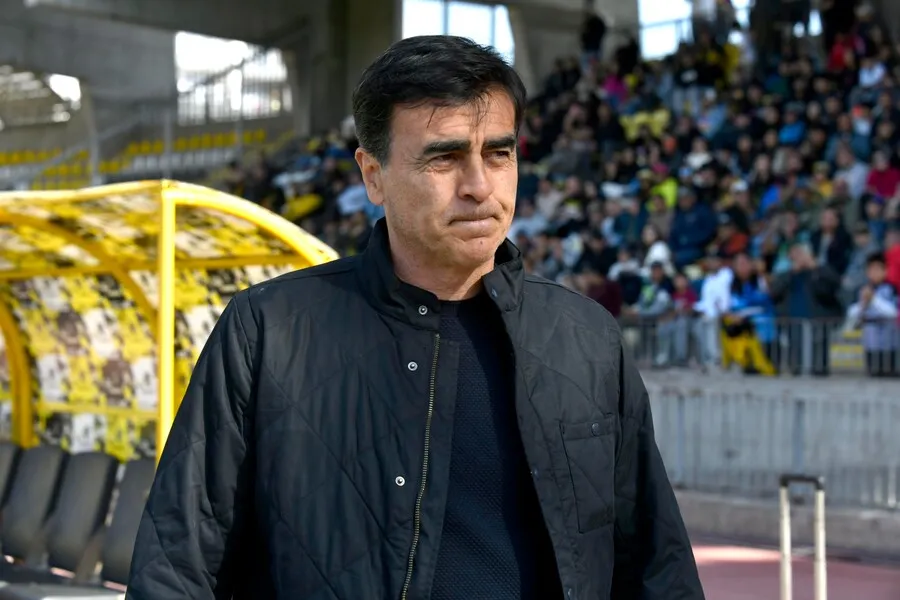 ¿Se complica Quinteros en Colo Colo? | Foto: Photosport